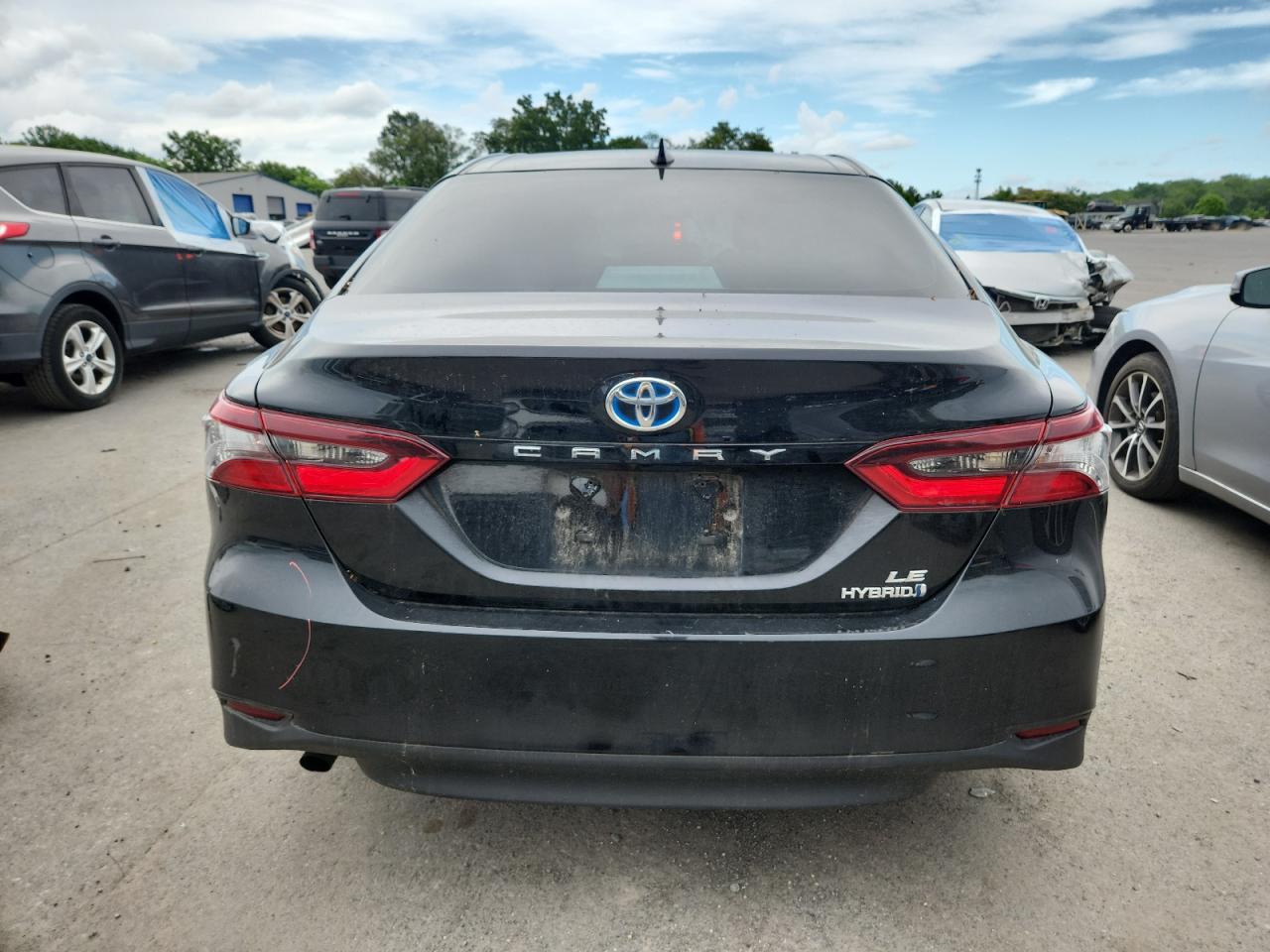 Toyota Camry le 2022