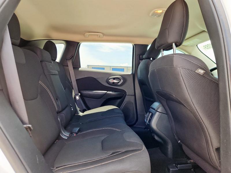 2015 JEEP CHEROKEE L 1C4PJLCB3FW721493