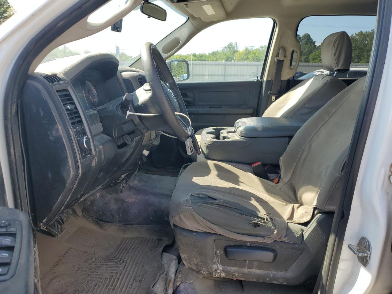 Lot #3215924786 2019 RAM 1500 CLASS