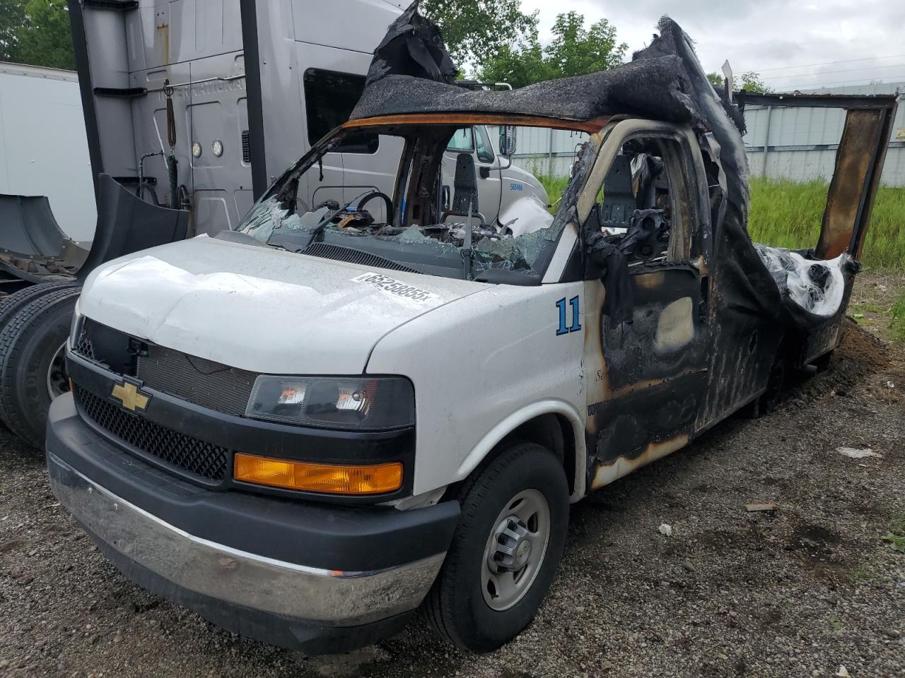 CHEVROLET EXPRESS COMMERCIAL