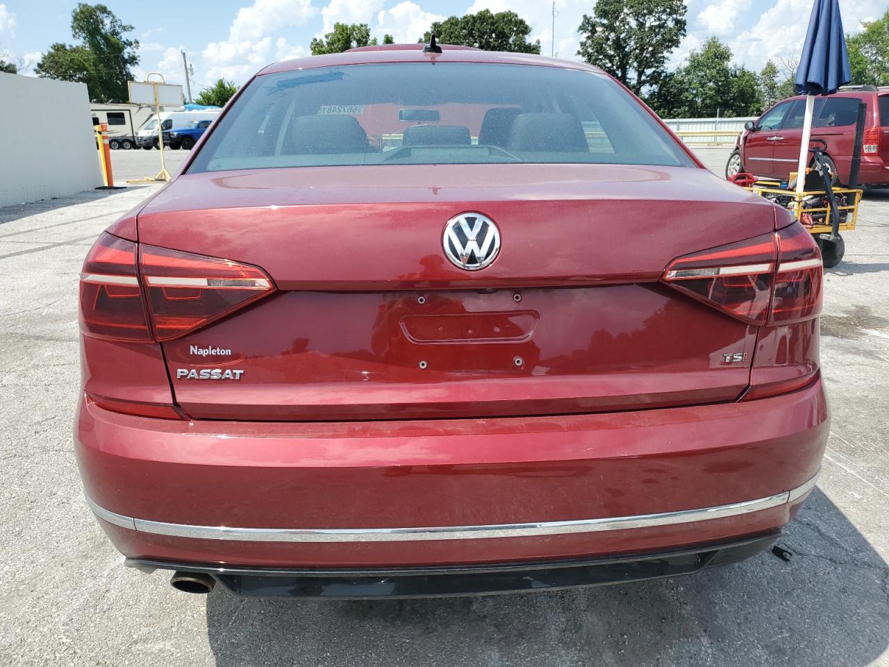 VOLKSWAGEN PASSAT S