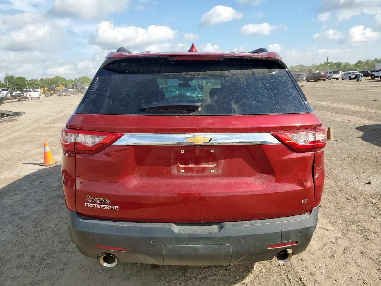 CHEVROLET TRAVERSE LT