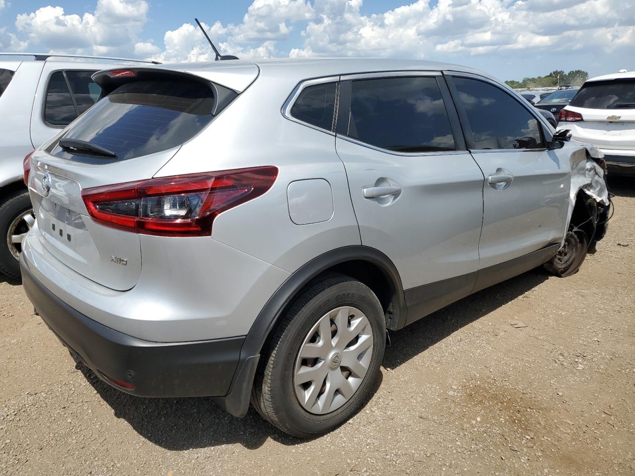 NISSAN ROGUE SPORT S