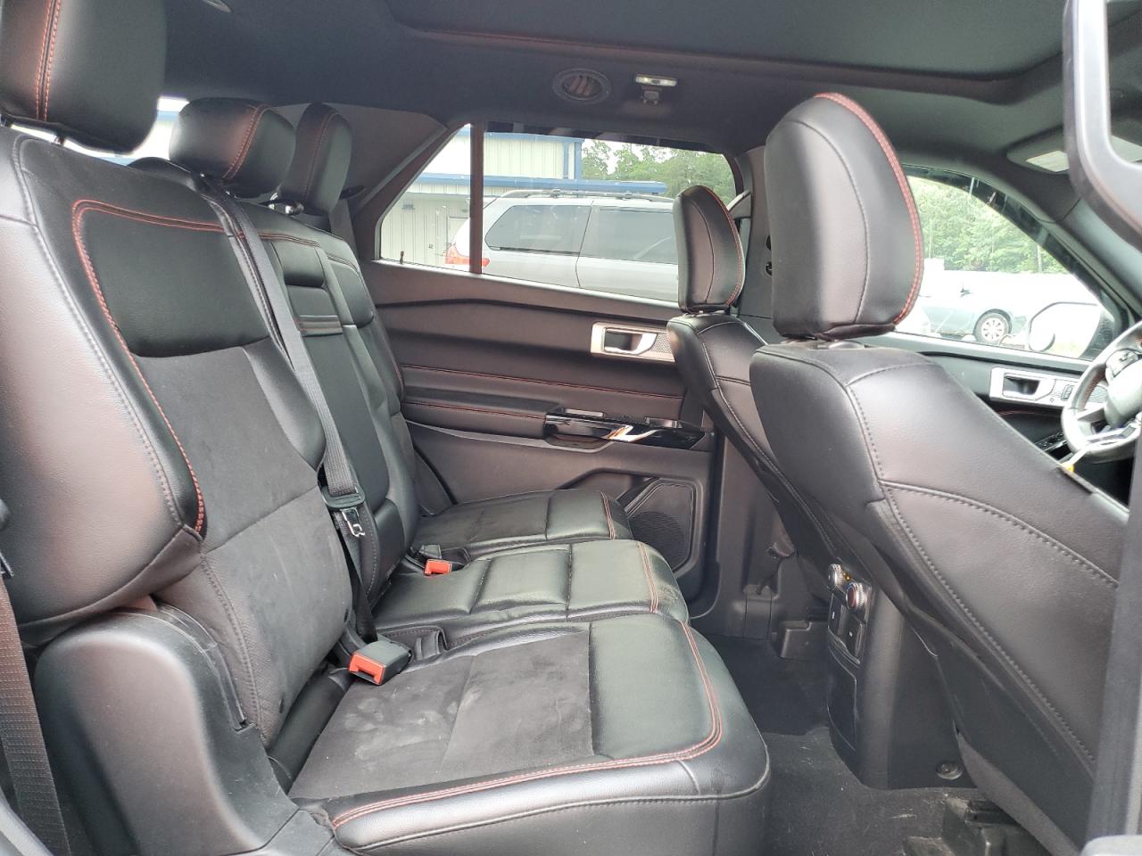 FORD EXPLORER ST-LINE