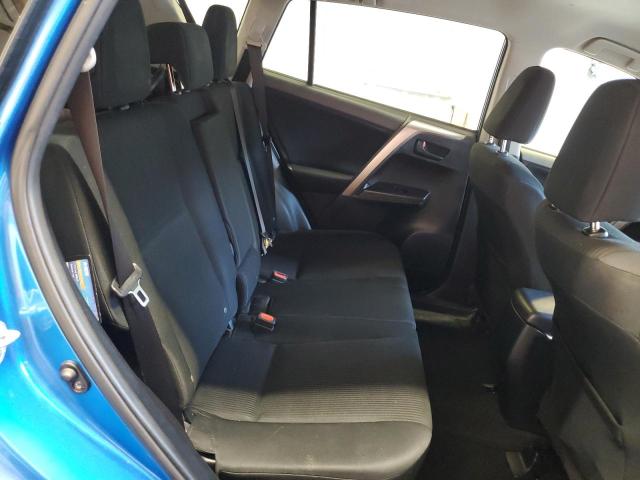 2018 TOYOTA RAV4 LE JTMBFREV8JJ176256