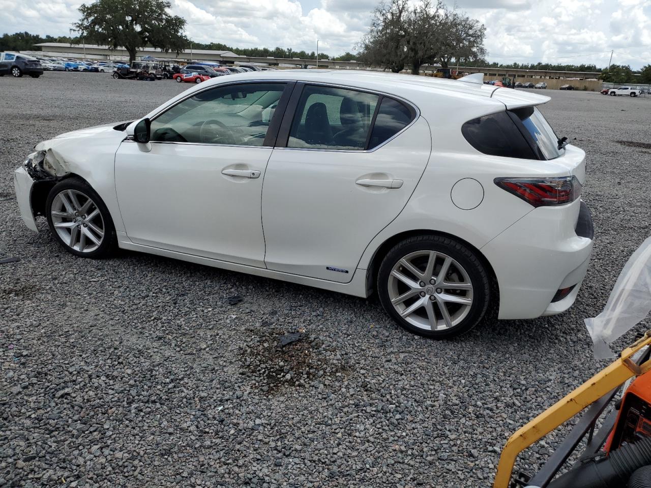 LEXUS CT 200H 200