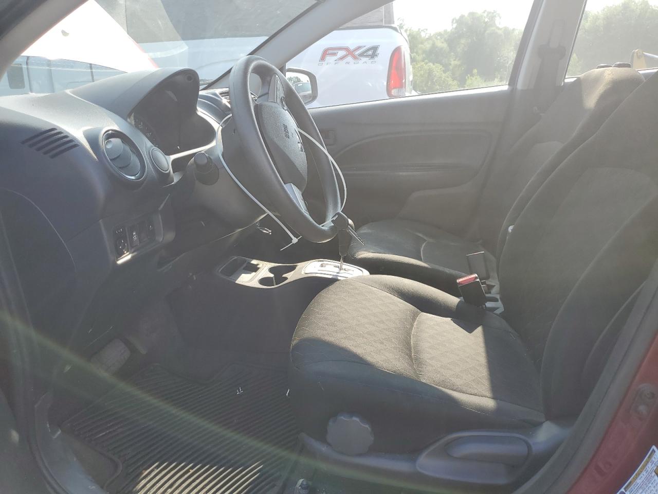 MITSUBISHI MIRAGE ES