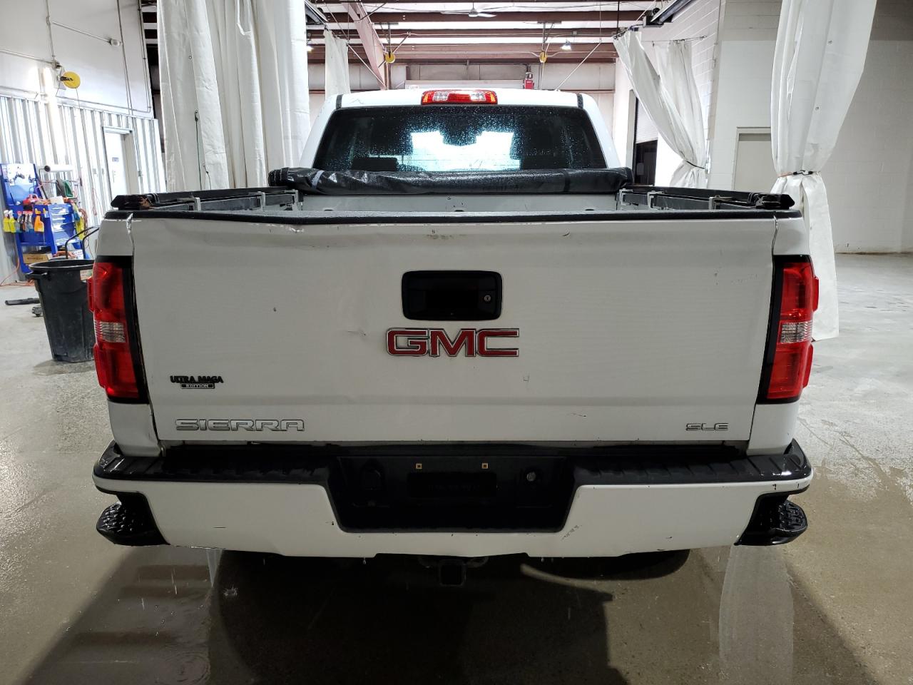 GMC SIERRA K1500 SLE