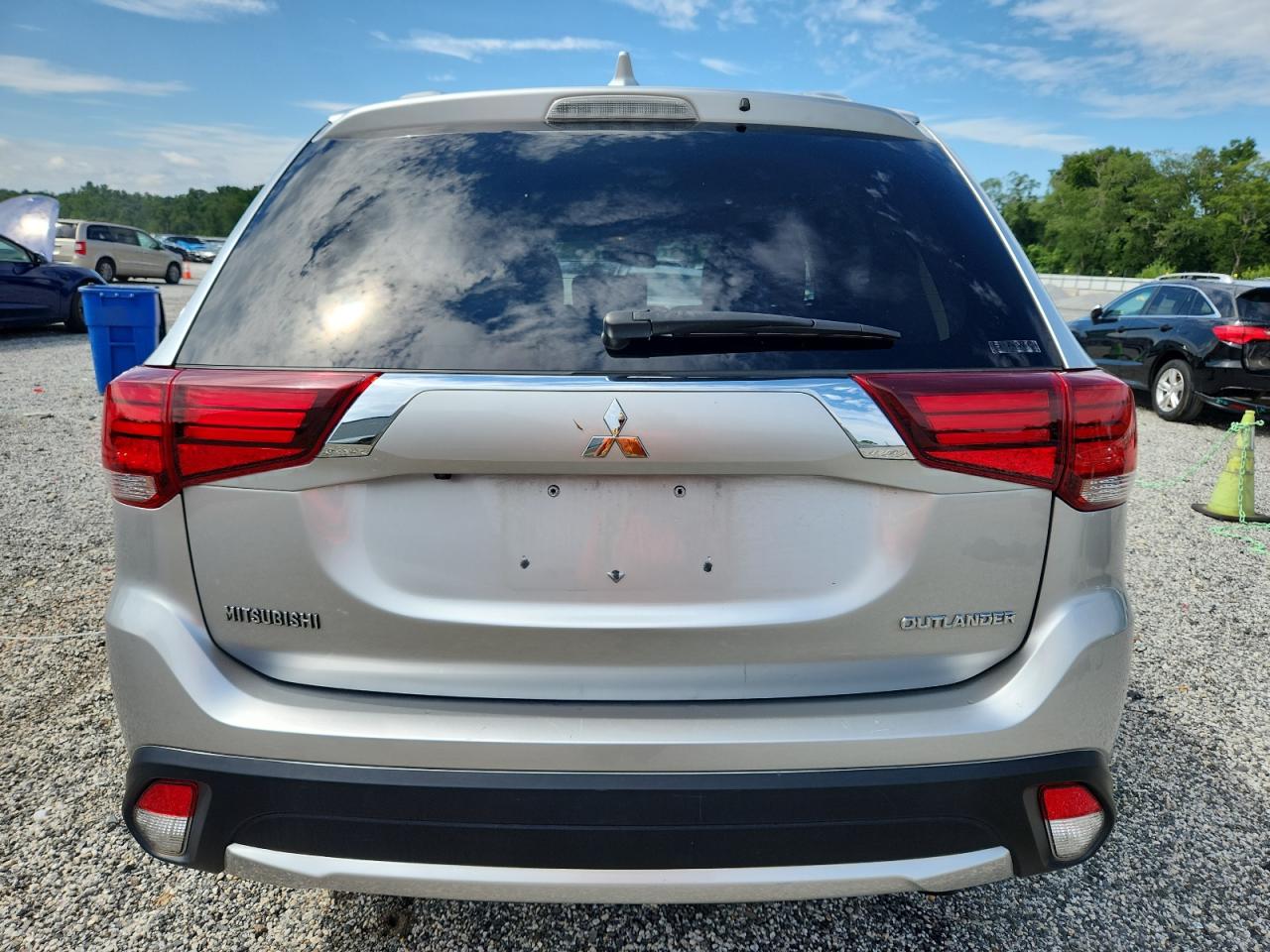 MITSUBISHI OUTLANDER GT