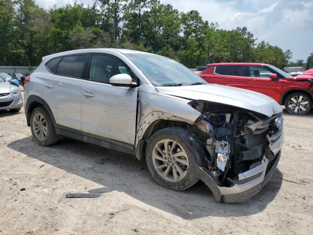 2018 HYUNDAI TUCSON SE KM8J23A47JU682284