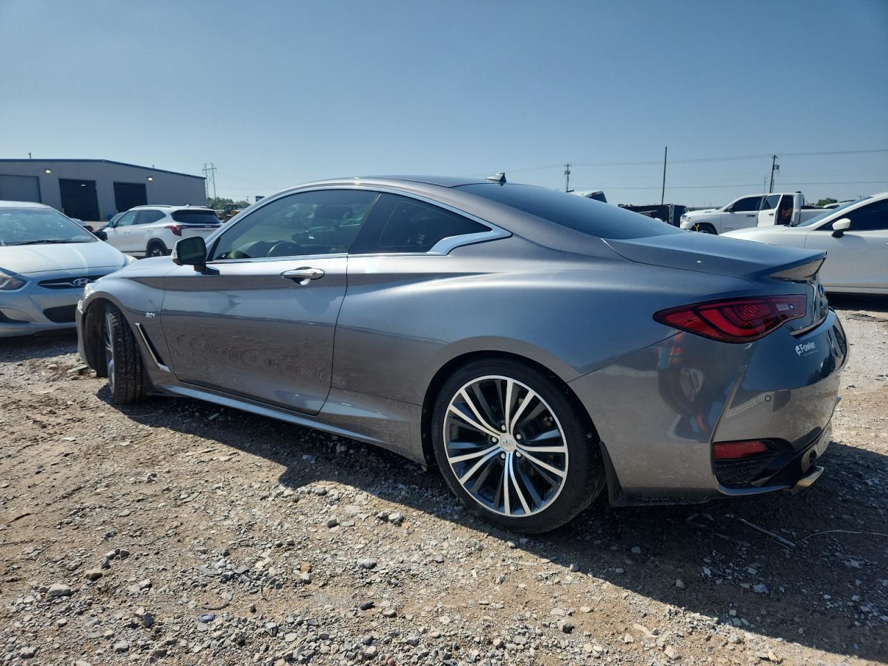 INFINITI Q60 LUXE 300