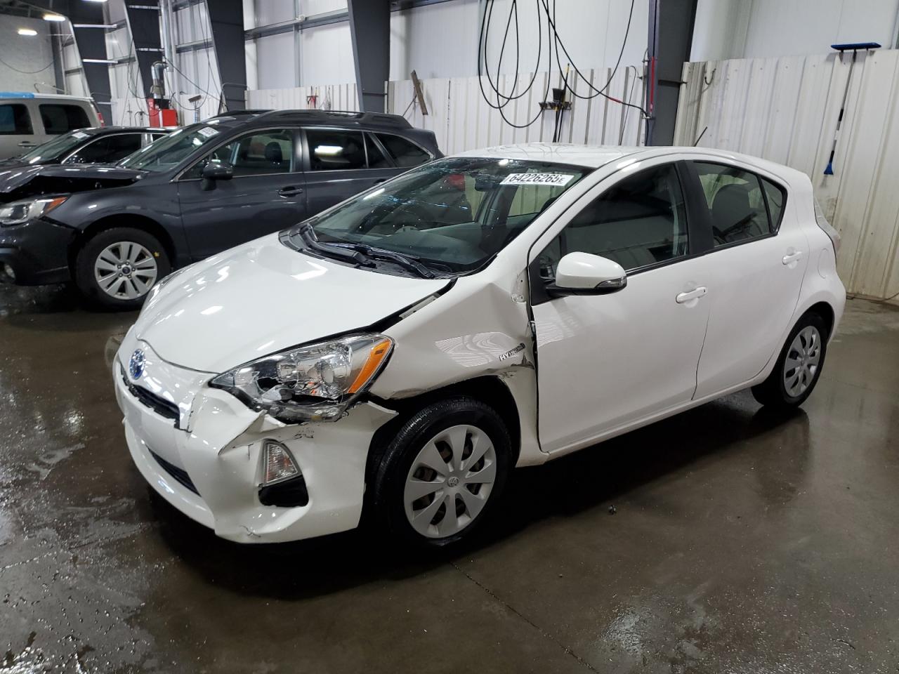 TOYOTA PRIUS C