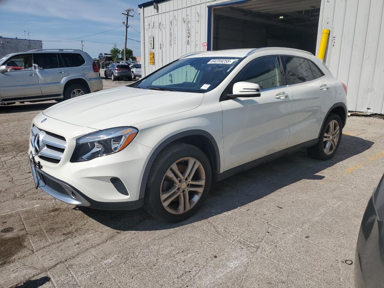 MERCEDES-BENZ GLA-CLASS 250 4MATIC