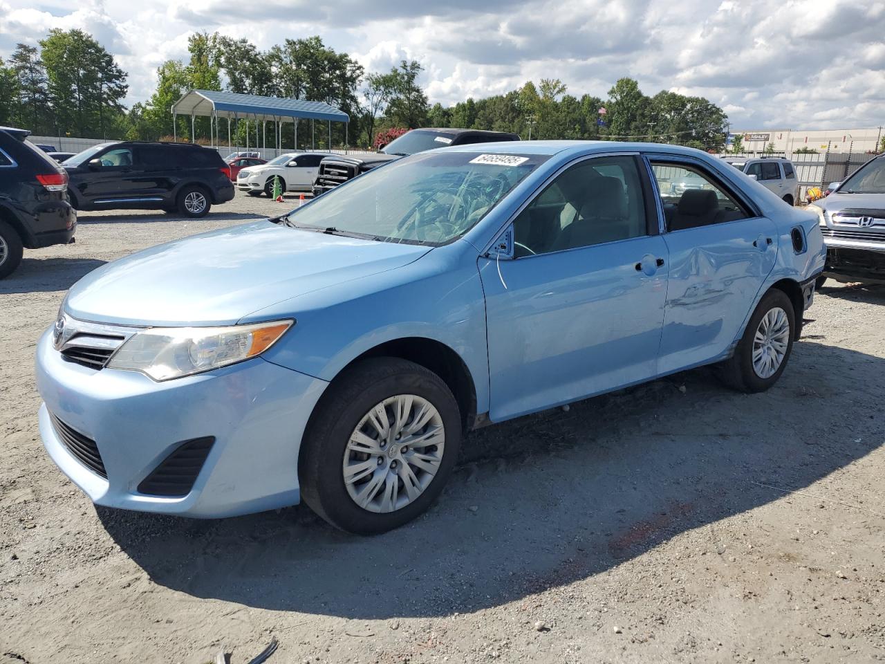 TOYOTA CAMRY BASE