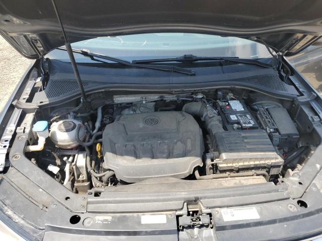 2018 VOLKSWAGEN TIGUAN SE 3VV3B7AX1JM022682