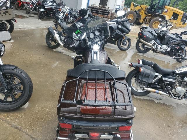 2011 HARLEY-DAVIDSON FLHTCU 1HD1FC411BB650565