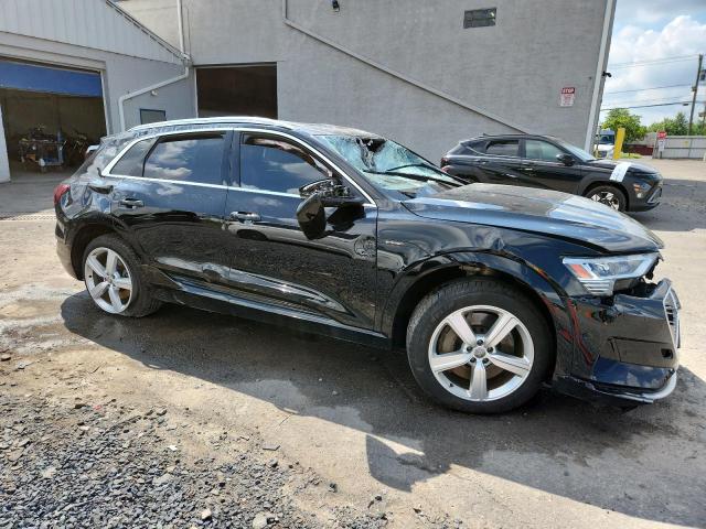 2019 AUDI E-TRON PRE WA1LAAGE2KB009902