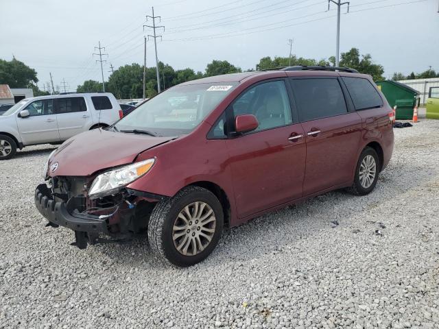 TOYOTA SIENNA XLE