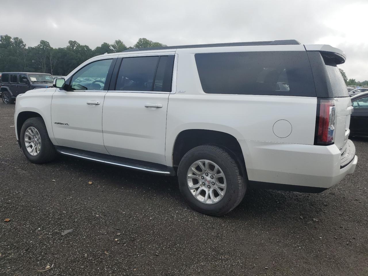 GMC YUKON K1500 SLT