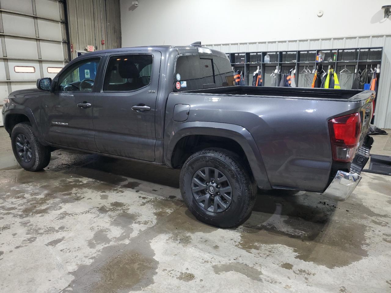 TOYOTA TACOMA DOUBLE CAB