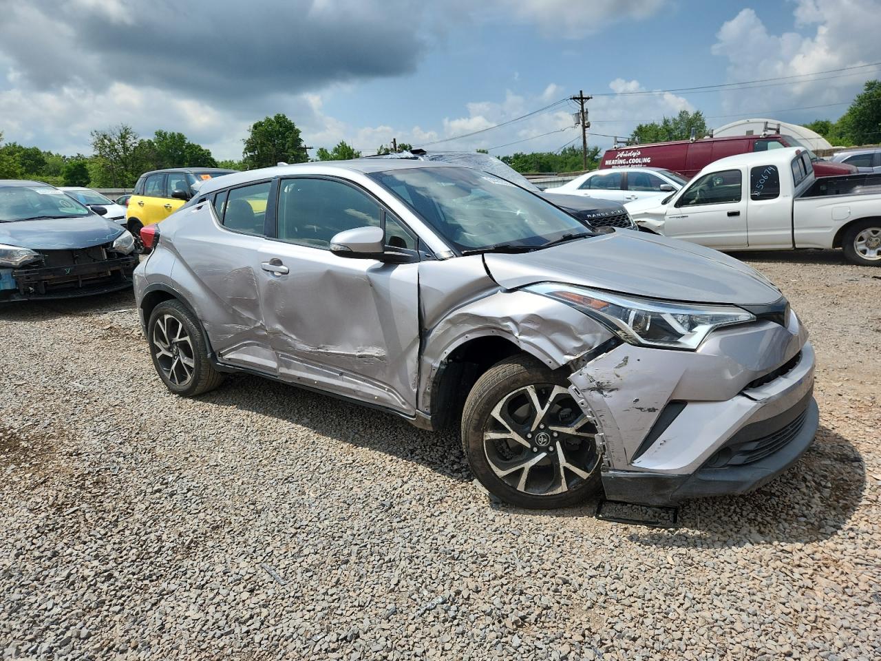 TOYOTA C-HR XLE