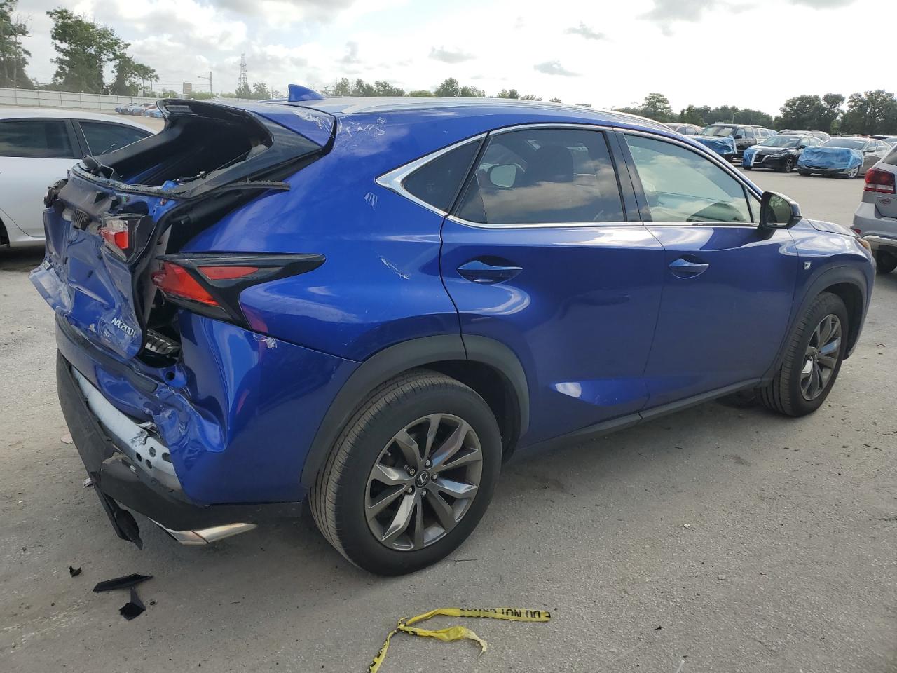 LEXUS NX 200T BASE