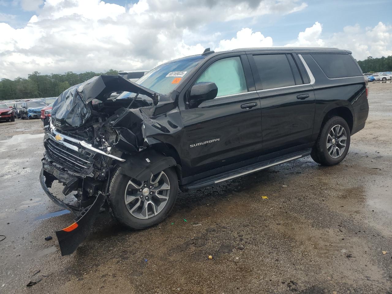 CHEVROLET SUBURBAN C1500 LT