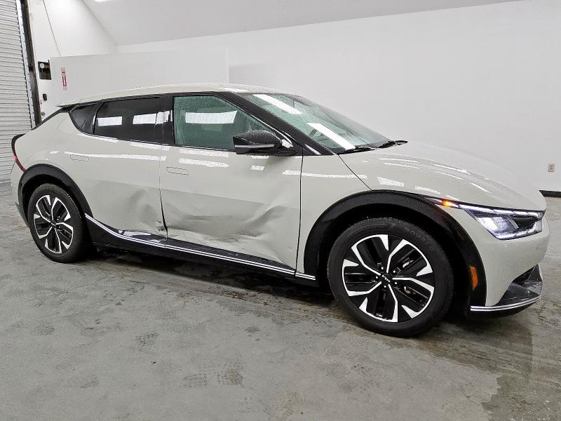 2024 KIA EV6 LIGHT KNDC34LA7R5193764