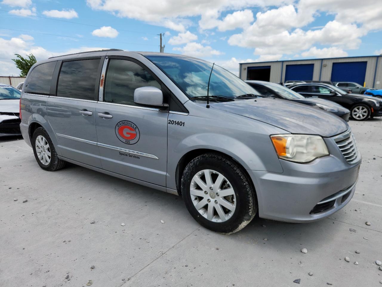 CHRYSLER TOWN & COUNTRY TOURING