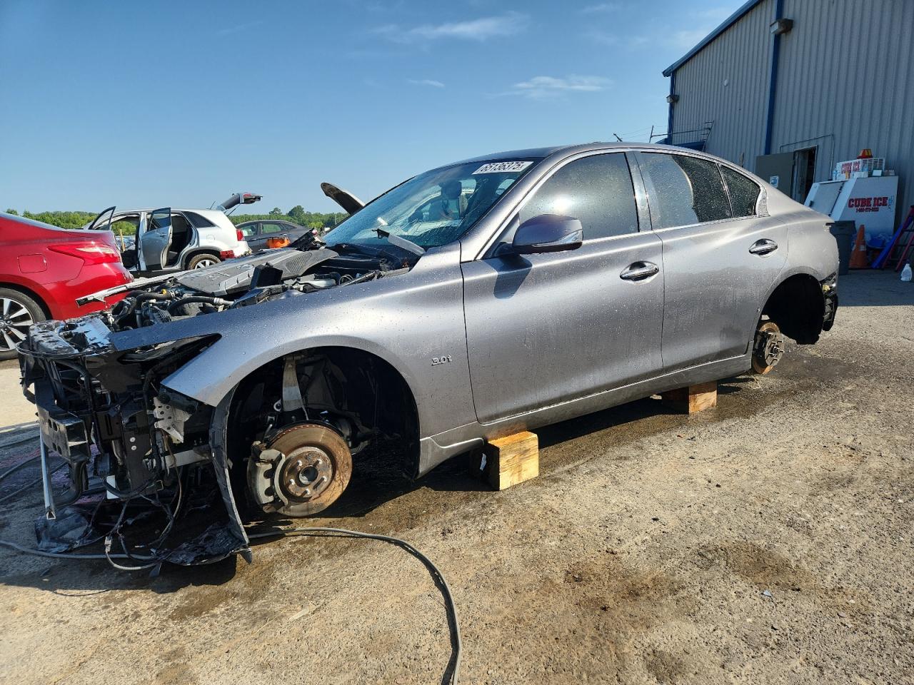 INFINITI Q50 PREMIUM