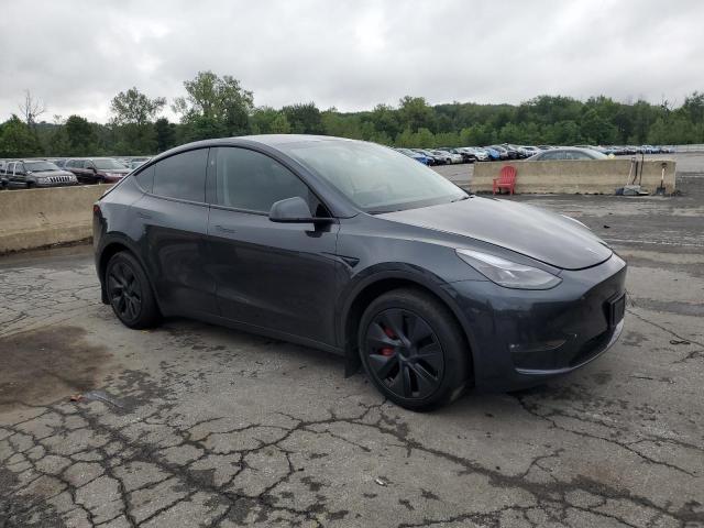 2024 TESLA MODEL Y 7SAYGDEE9RF156498
