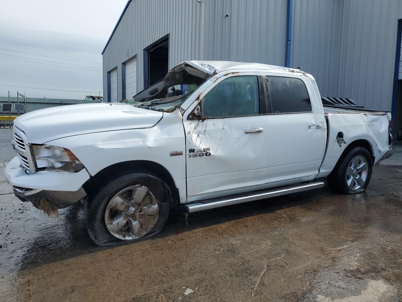 RAM 1500 SLT