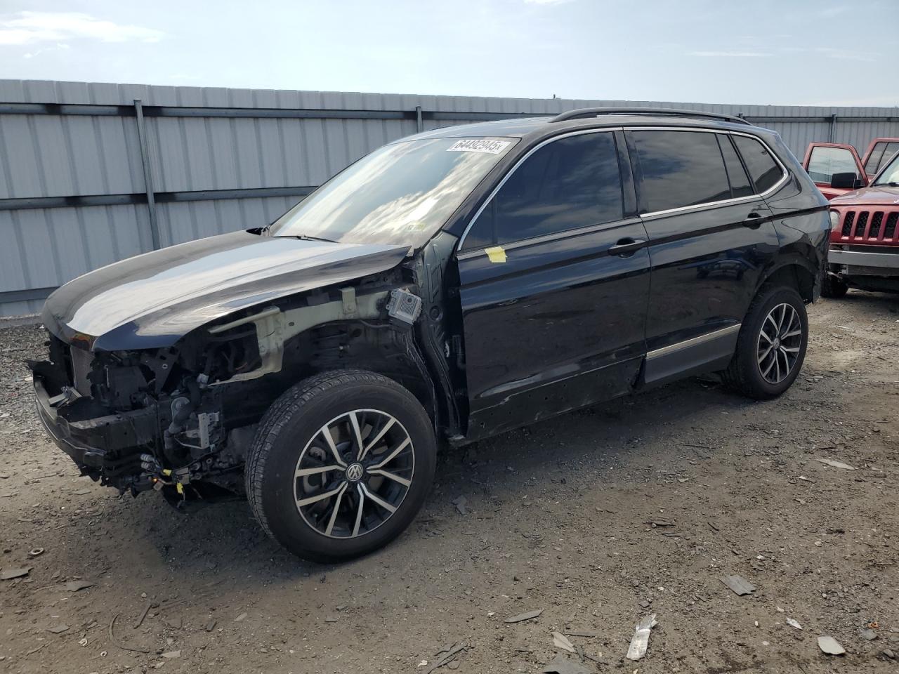 VOLKSWAGEN TIGUAN SE
