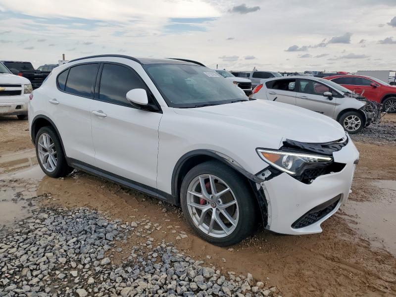 2019 ALFA ROMEO STELVIO TI ZASPAKBN9K7C30198