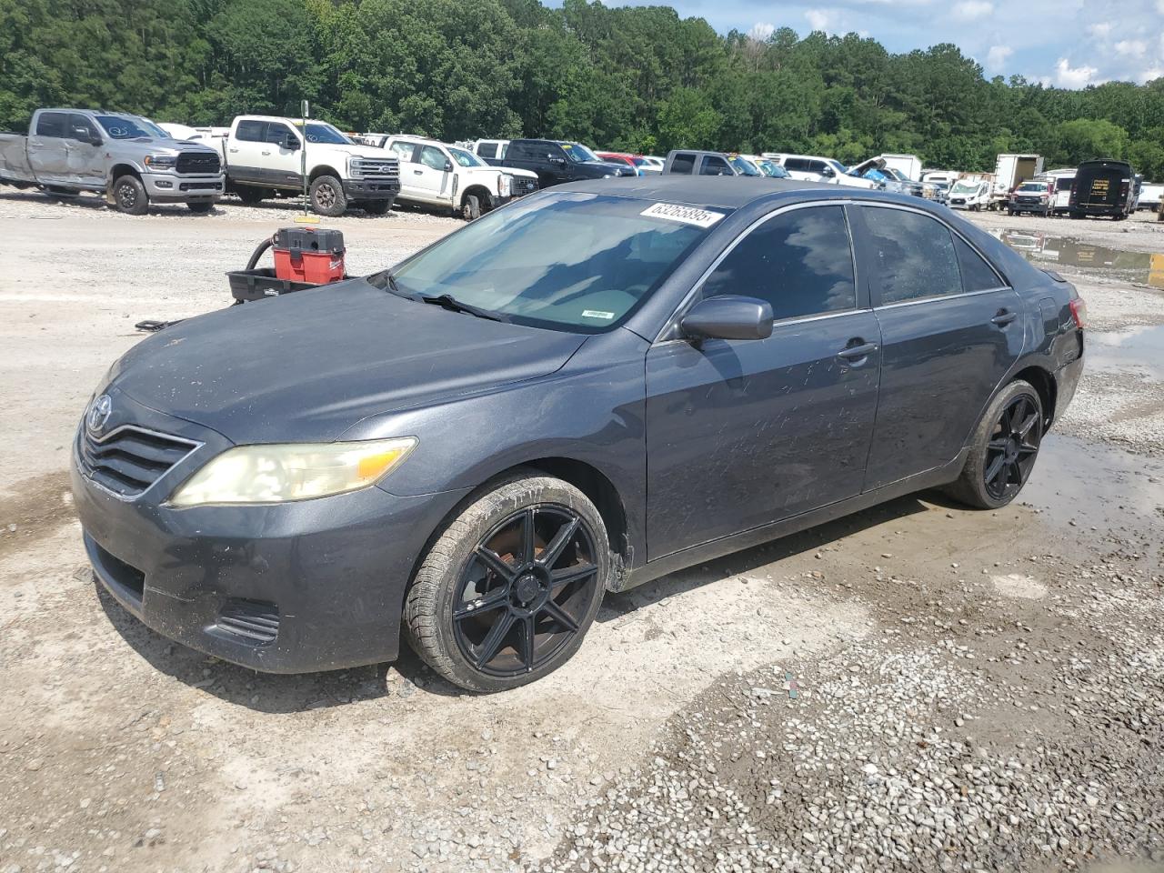 TOYOTA CAMRY BASE