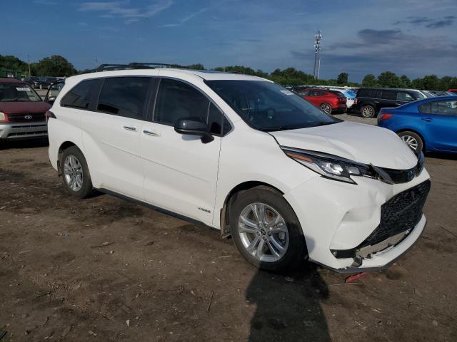 2021 TOYOTA SIENNA XSE 5TDDSKFC0MS035679