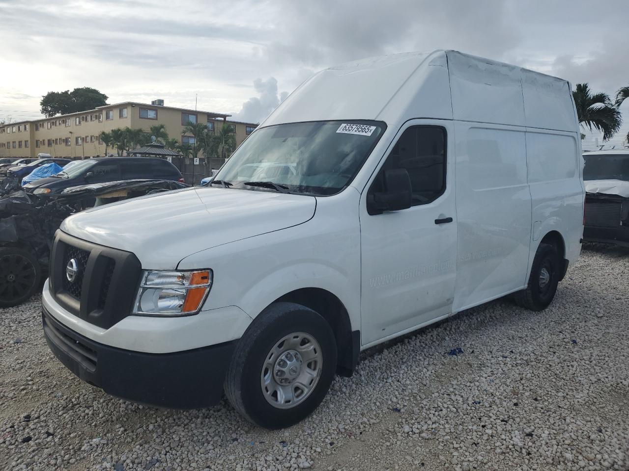 NISSAN NV2500 2500 S