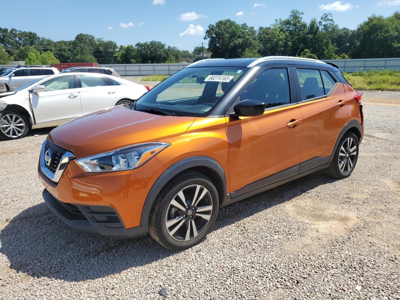 NISSAN KICKS S