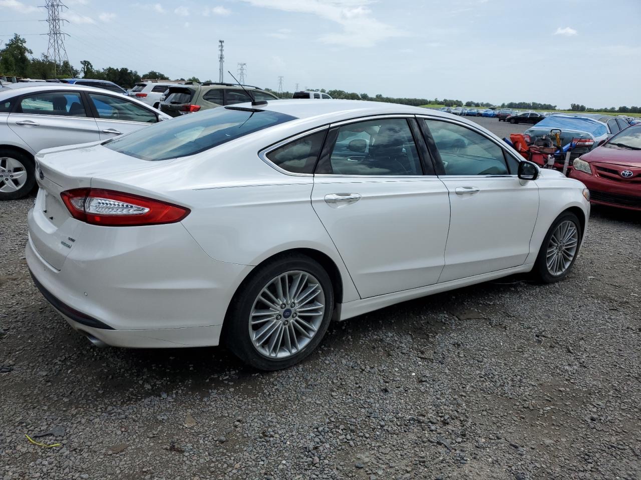Ford Fusion se 2015