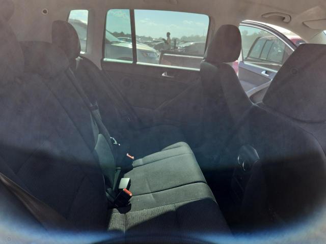 2015 VOLKSWAGEN TIGUAN S - WVGAV7AX0FW537723