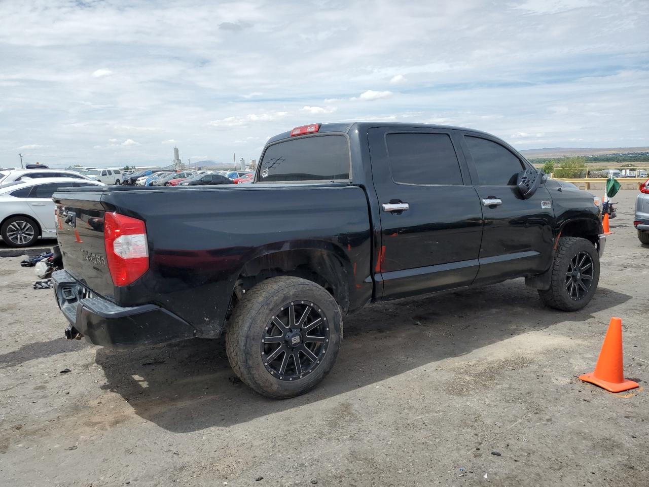 TOYOTA TUNDRA CREWMAX 1794