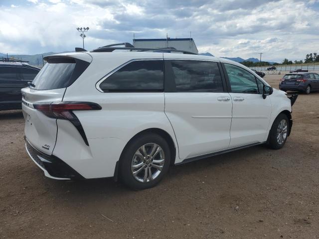 2022 TOYOTA SIENNA XSE 5TDXSKFC6NS059824
