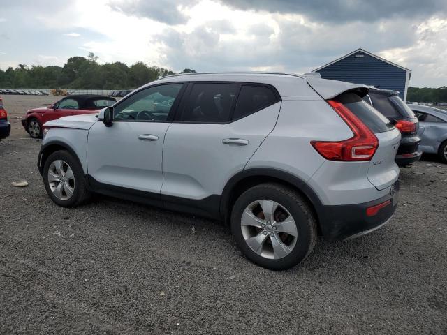 2020 VOLVO XC40 T5 MOMENTUM YV4162UK5L2285360