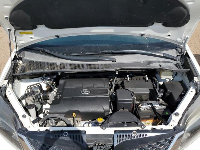 2016 TOYOTA SIENNA SE 5TDXK3DCXGS748177