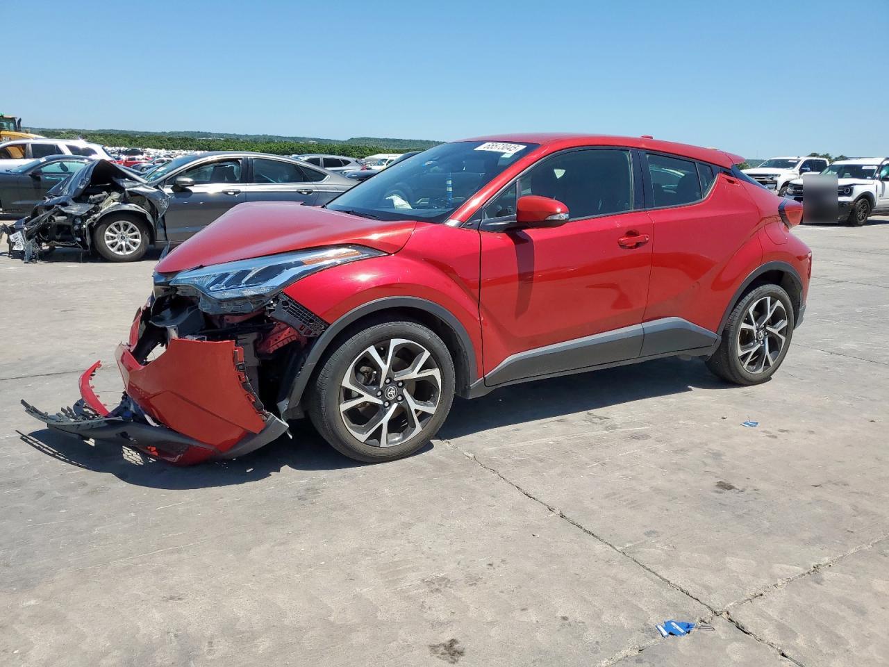 TOYOTA C-HR XLE