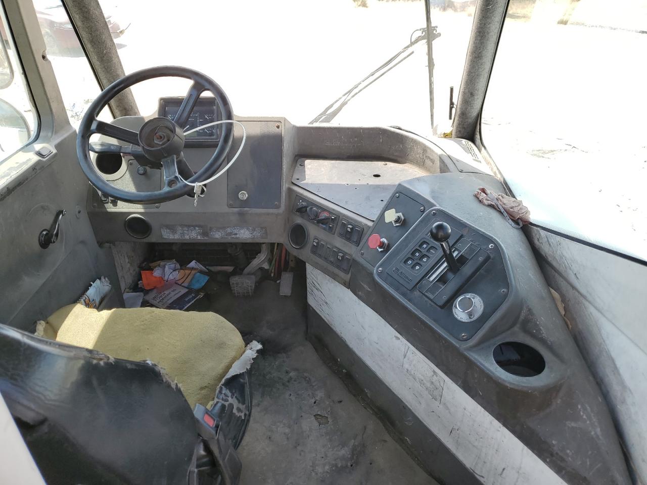 Lot #3256582682 2015 KALMAR OTTAWA4X2