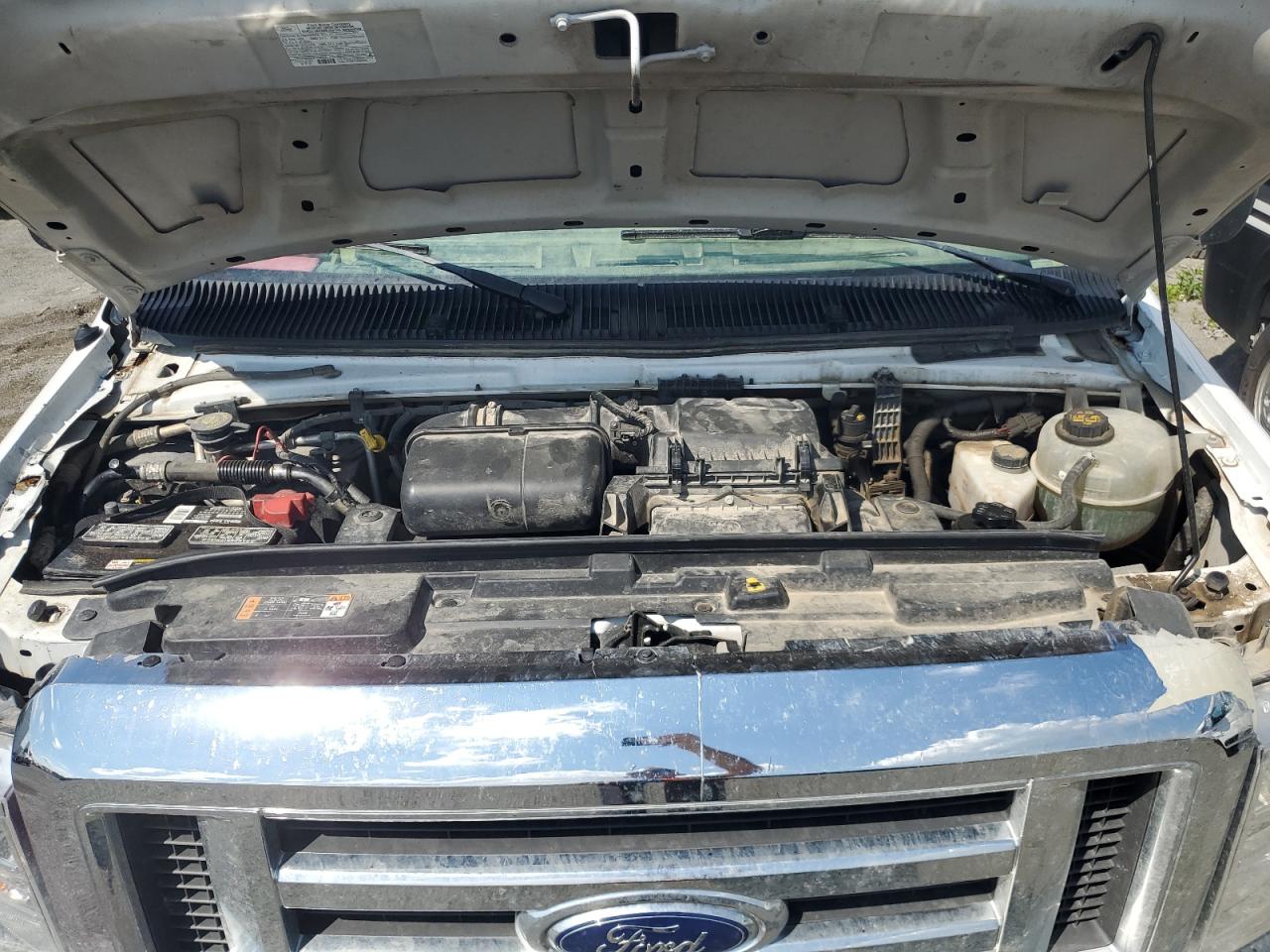 FORD ECONOLINE E350 SUPER DUTY CUTAWAY VAN