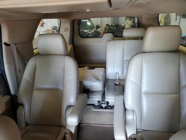 2011 CHEVROLET SUBURBAN L - 1GNSKKE35BR237672