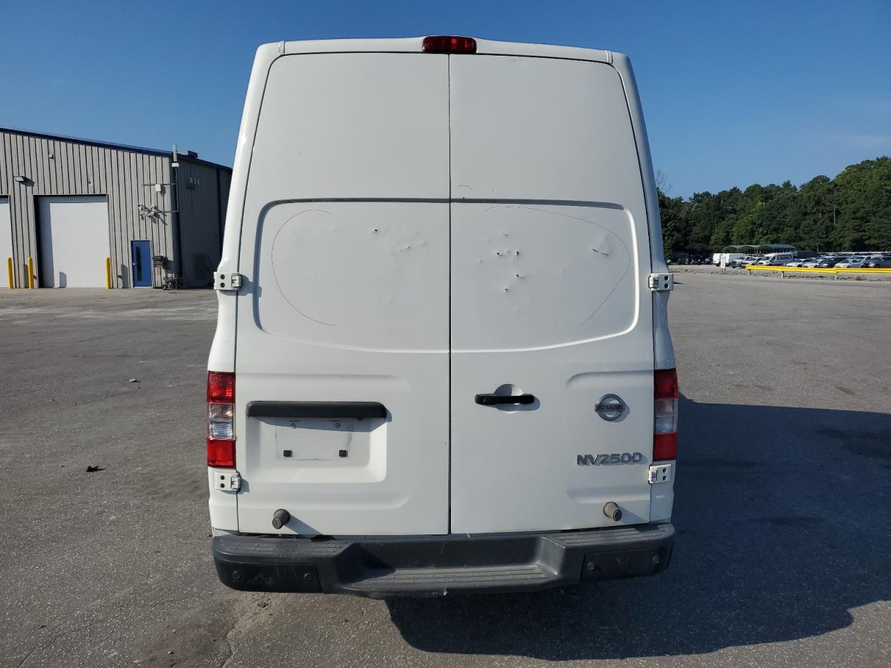 NISSAN NV2500 2500 S