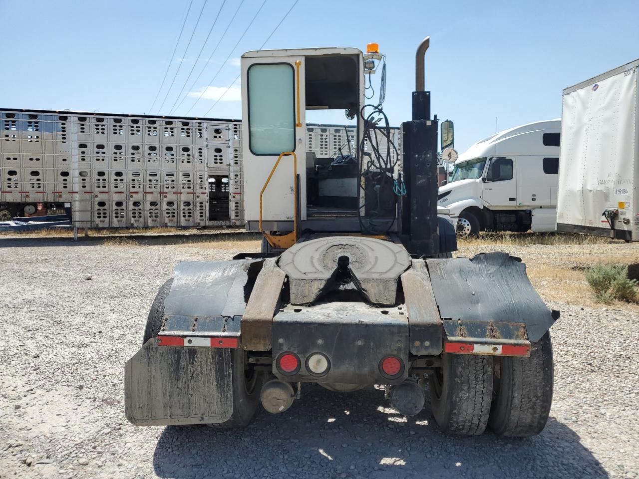 Lot #3256582682 2015 KALMAR OTTAWA4X2